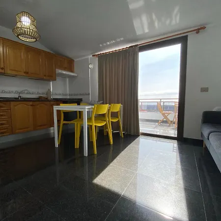 Zifios Apartment *